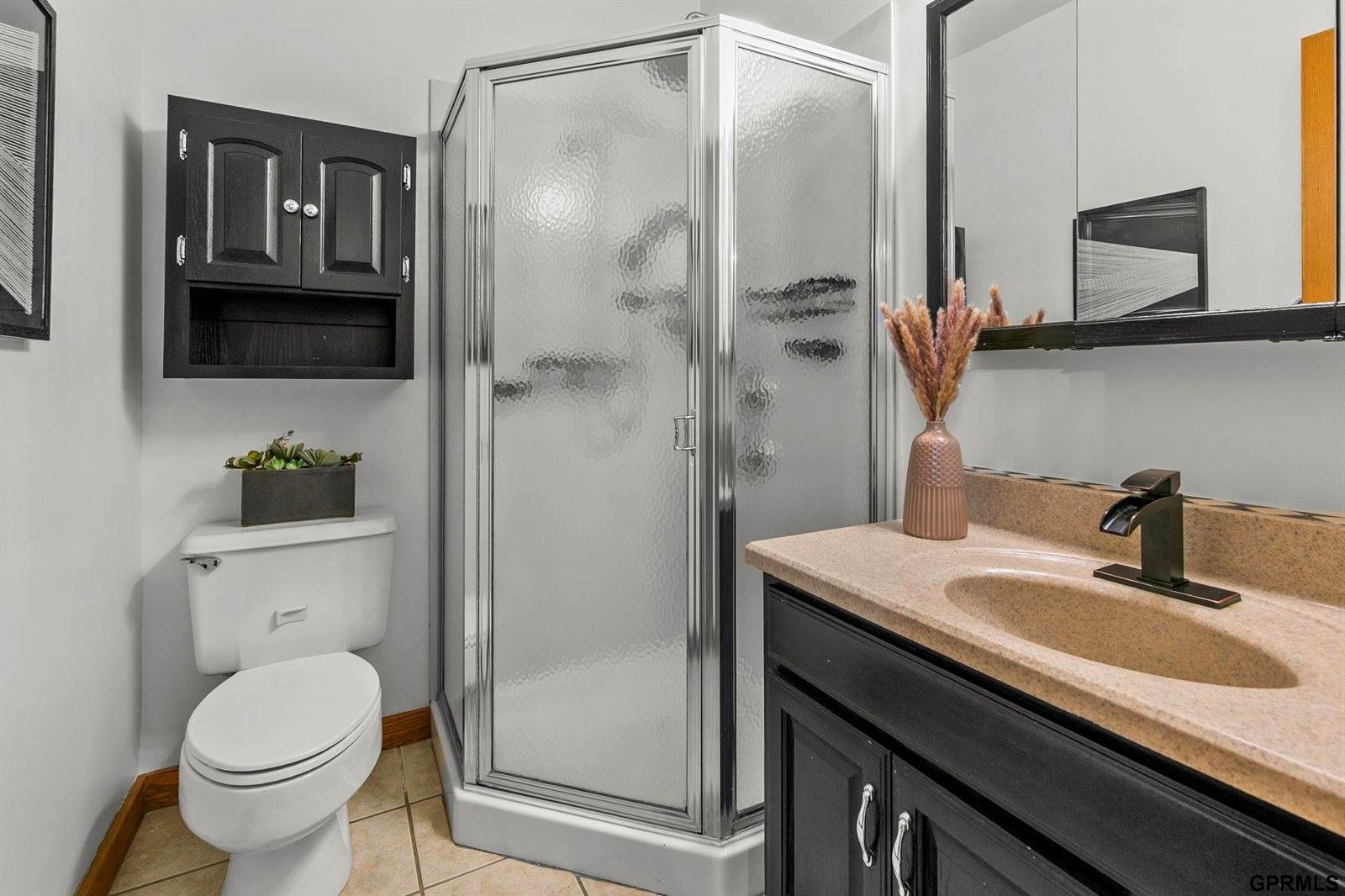 3307 Spring Street, Omaha, NE 68105