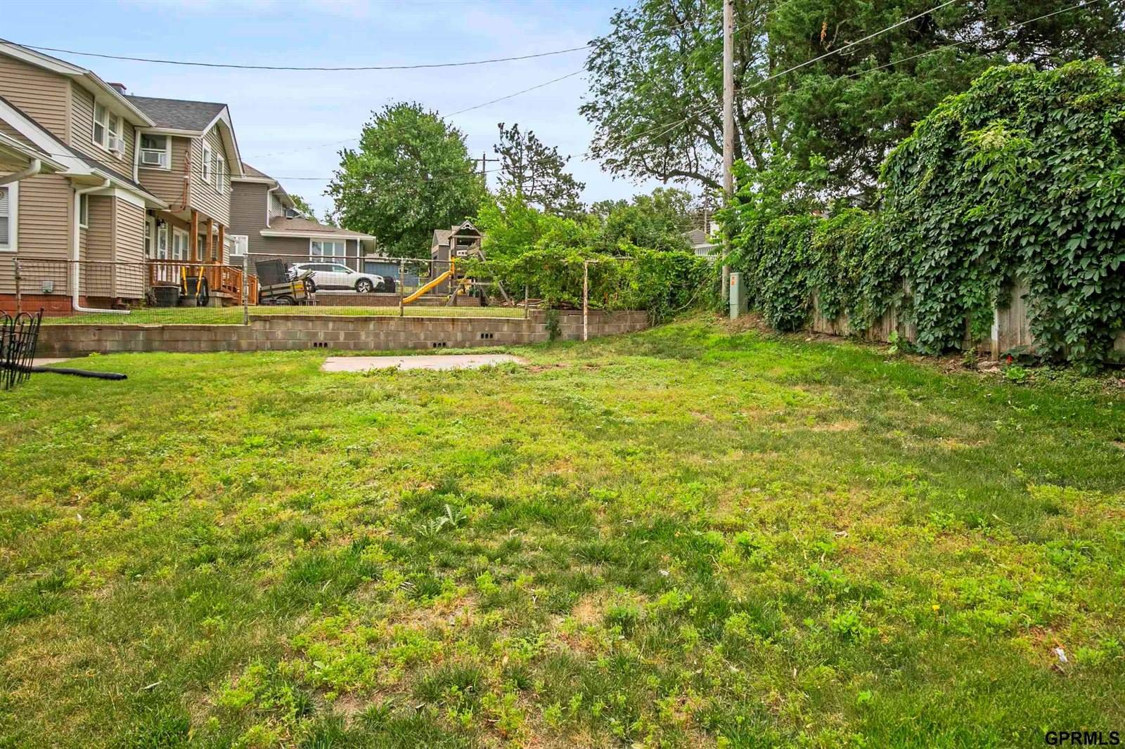 3307 Spring Street, Omaha, NE 68105