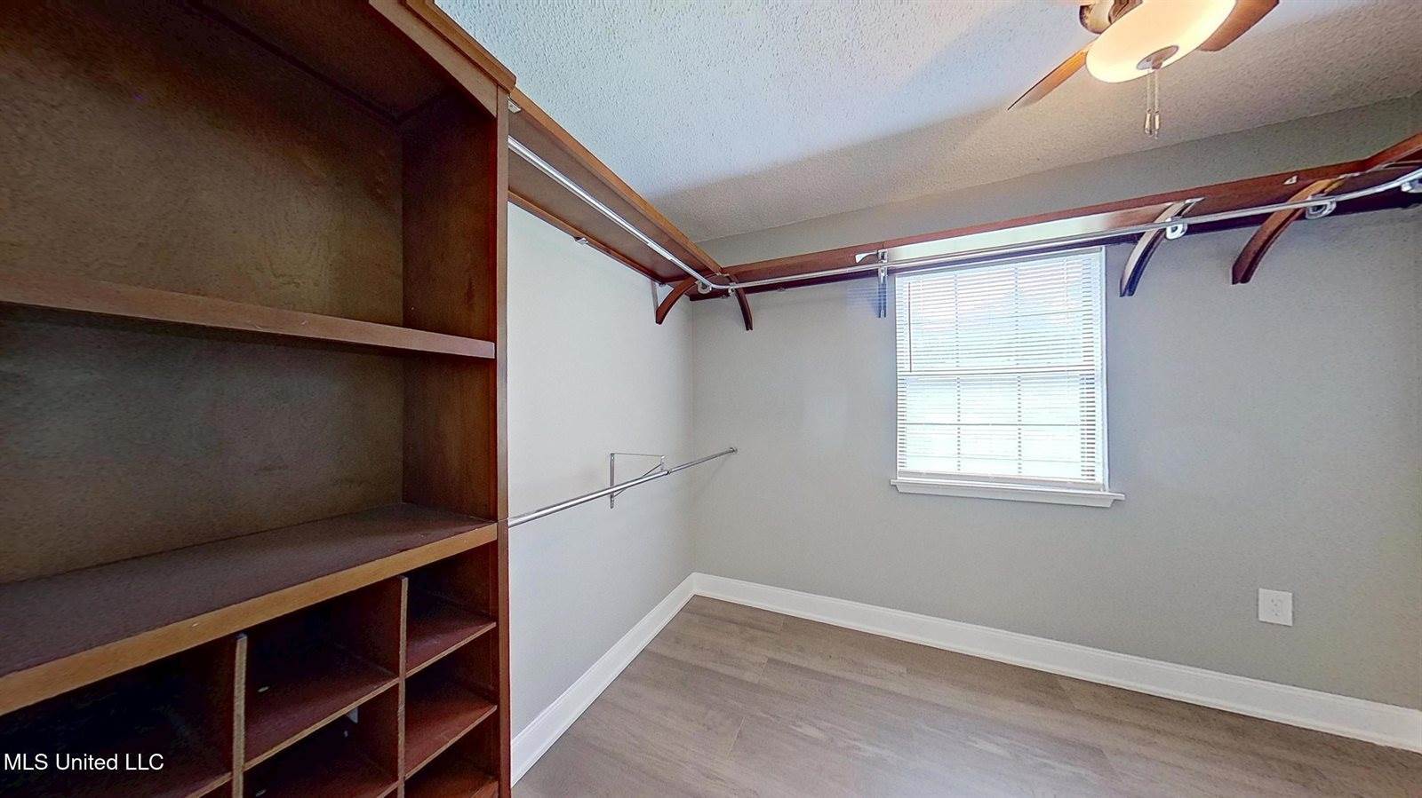 1400 Cotita Drive, Gautier, MS 39553