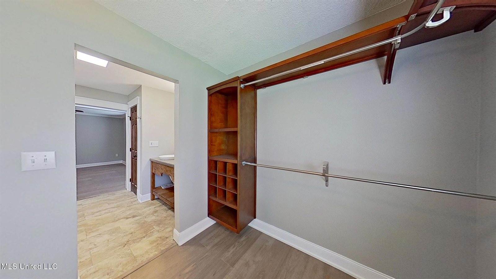 1400 Cotita Drive, Gautier, MS 39553