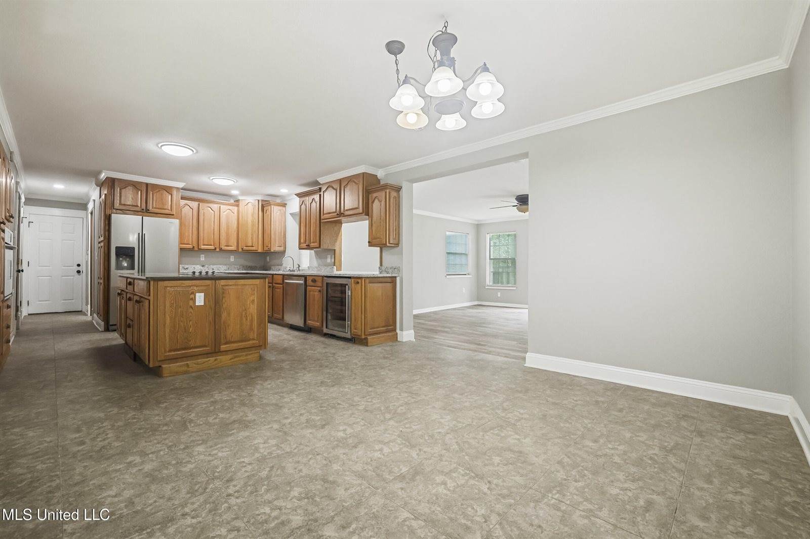 1400 Cotita Drive, Gautier, MS 39553