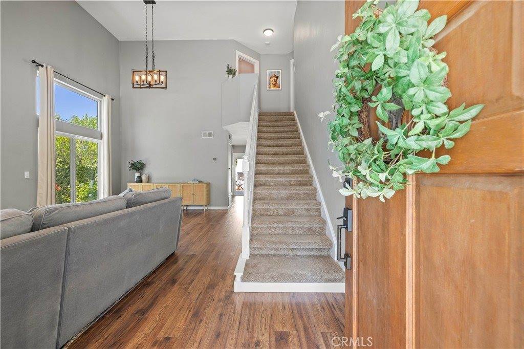 27163 Baxard Place, Valencia, CA 91354