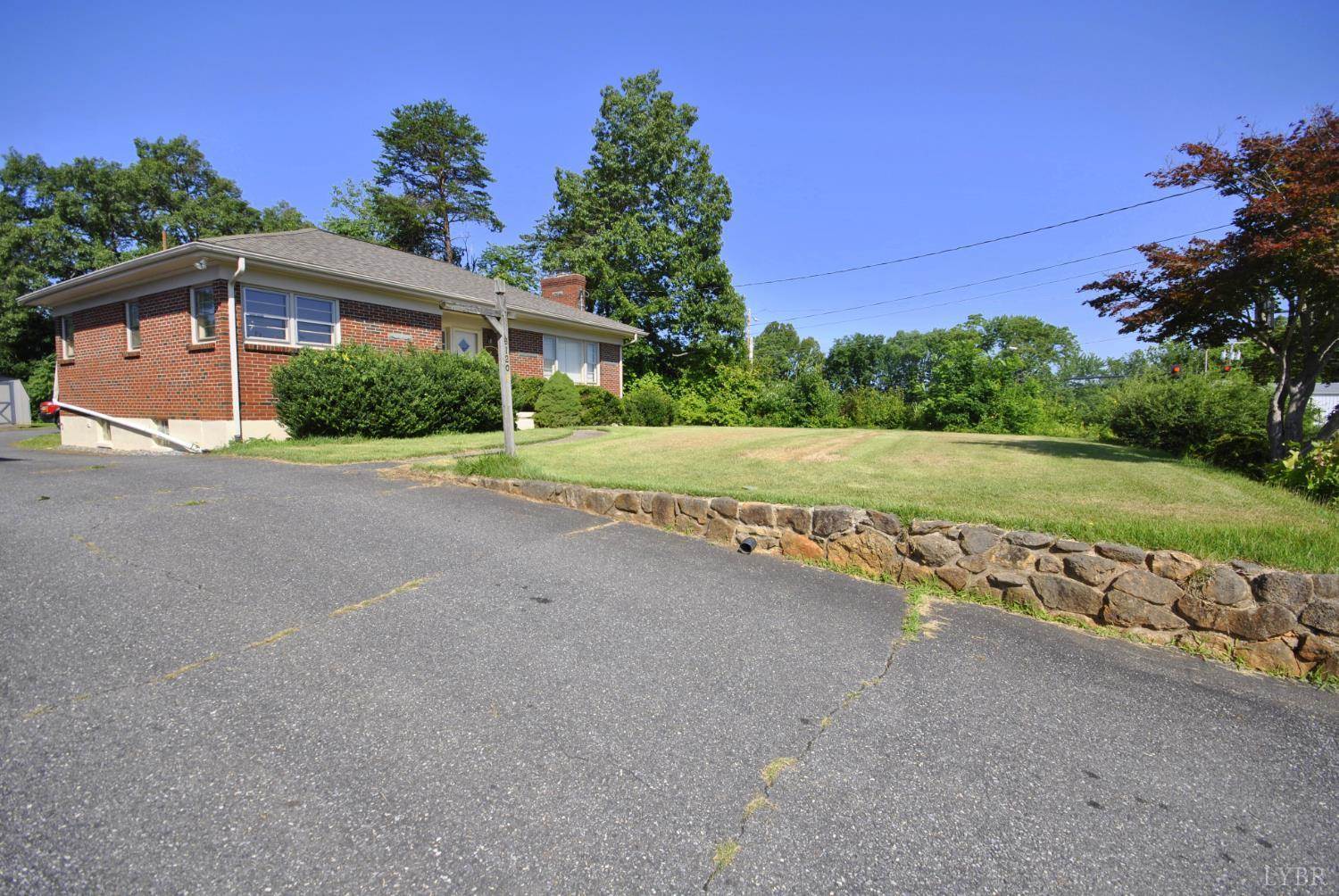 6120 Edgewood Avenue, Lynchburg, VA 24502