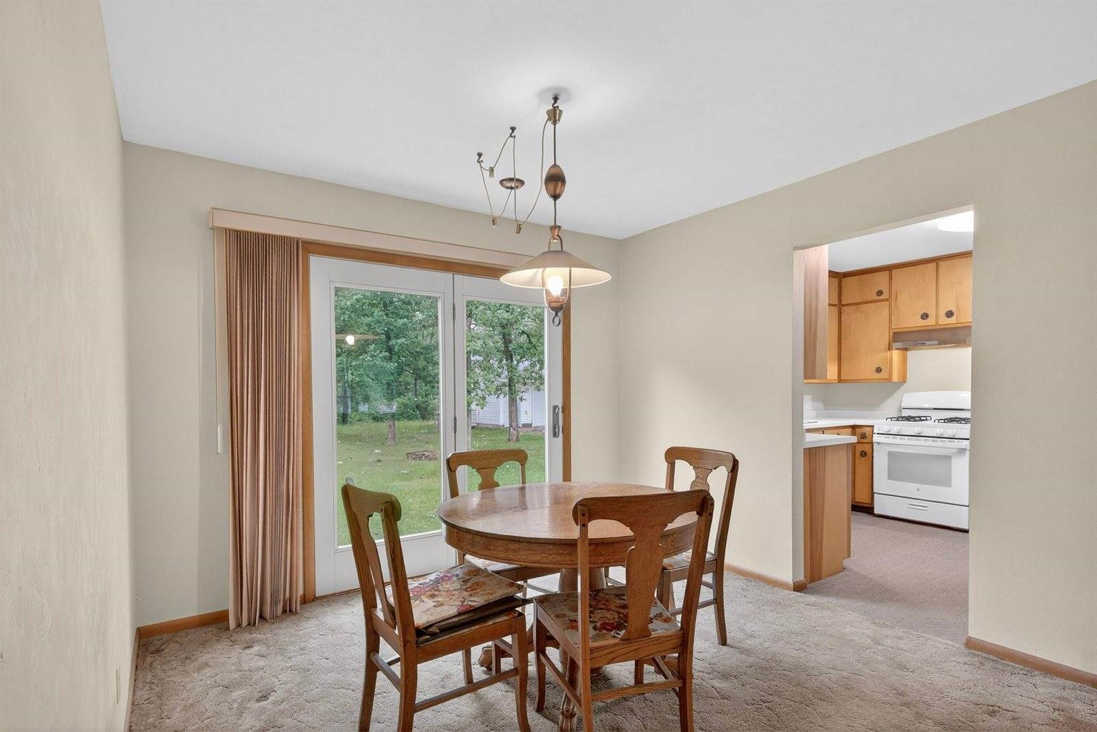 2216 County Road G, Nekoosa, WI 54457