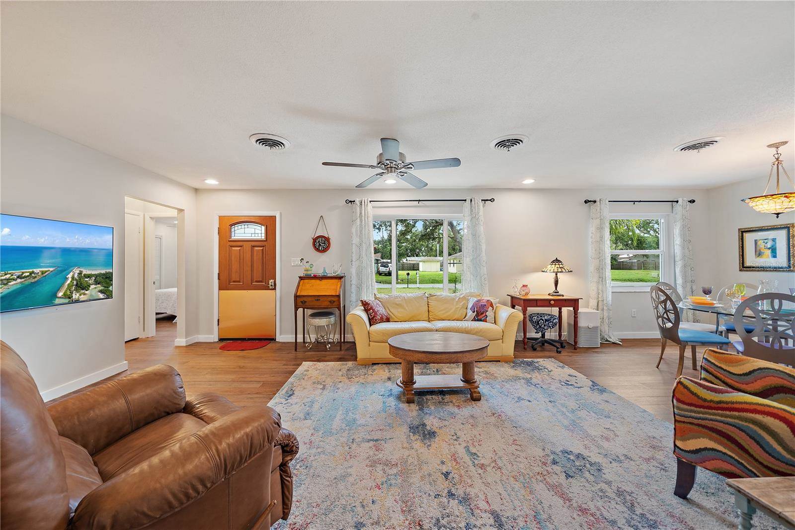 5350 Barbarossa Avenue, Sarasota, FL 34235