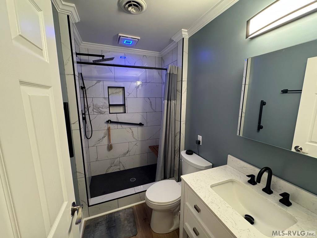 1057 Great Creek Drive, Bracey, VA 23919