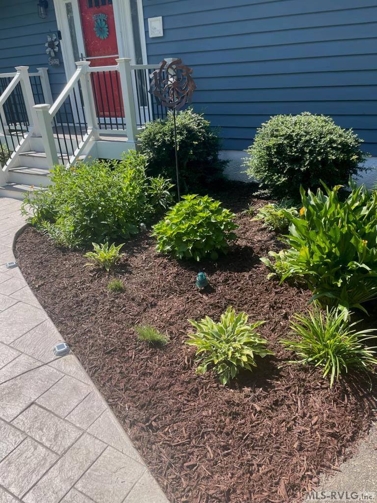 1057 Great Creek Drive, Bracey, VA 23919