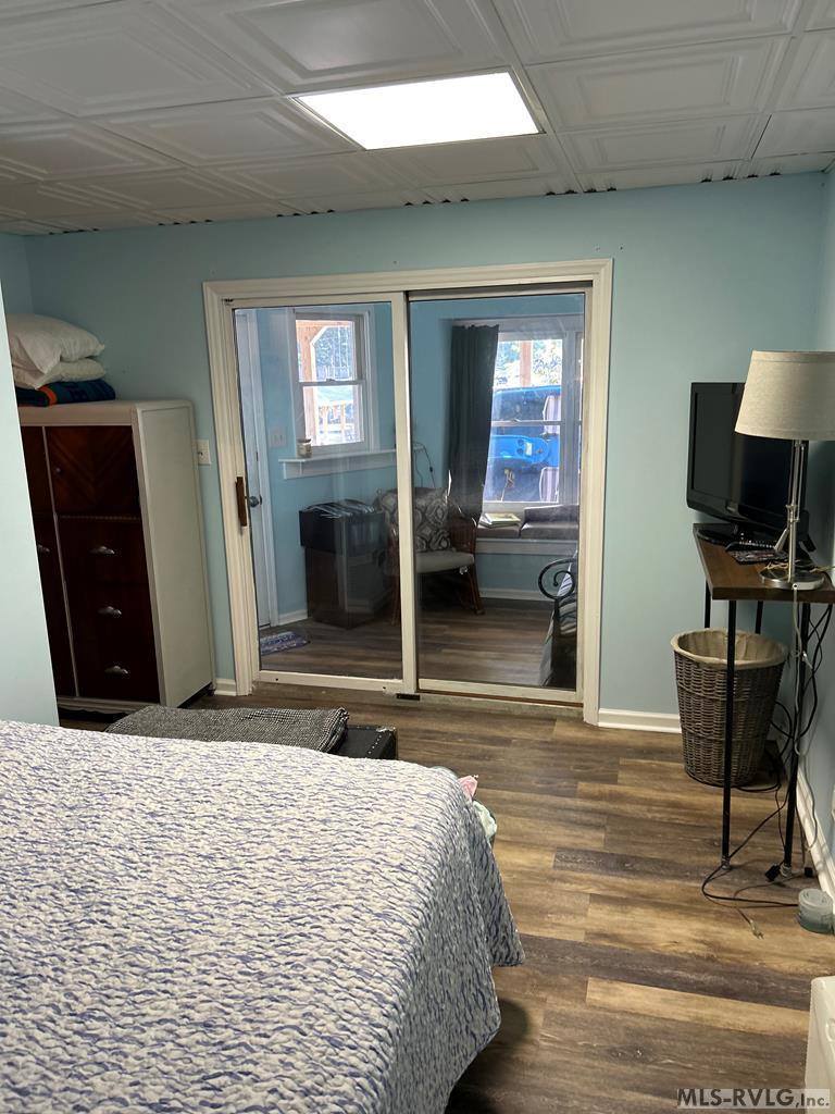 1057 Great Creek Drive, Bracey, VA 23919