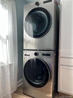 1057 Great Creek Drive, Bracey, VA 23919