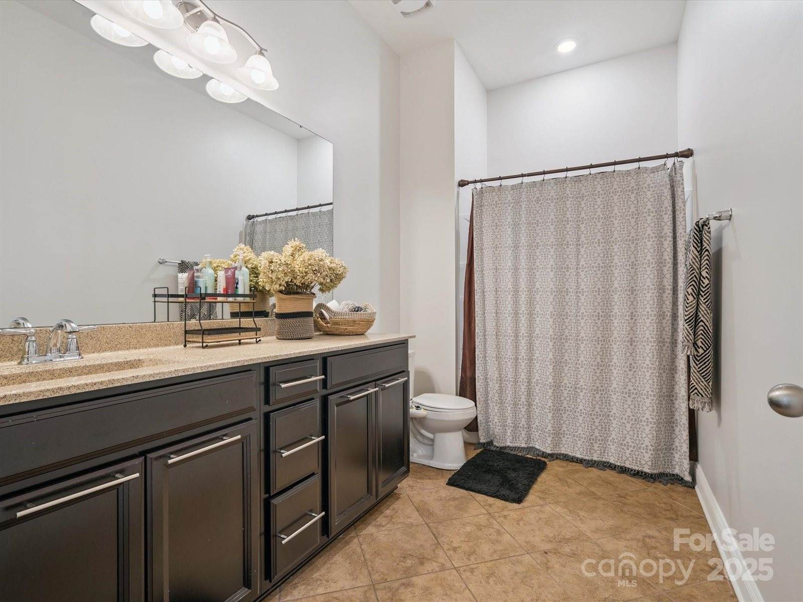 2751 Collaroy Road, Waxhaw, NC 28173