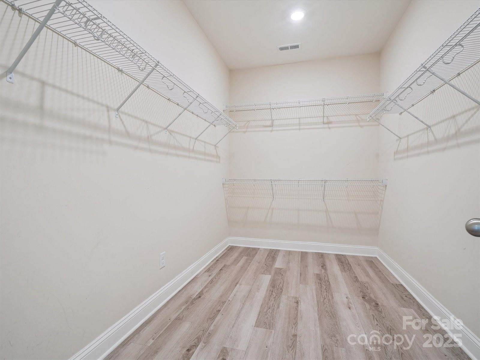 2751 Collaroy Road, Waxhaw, NC 28173