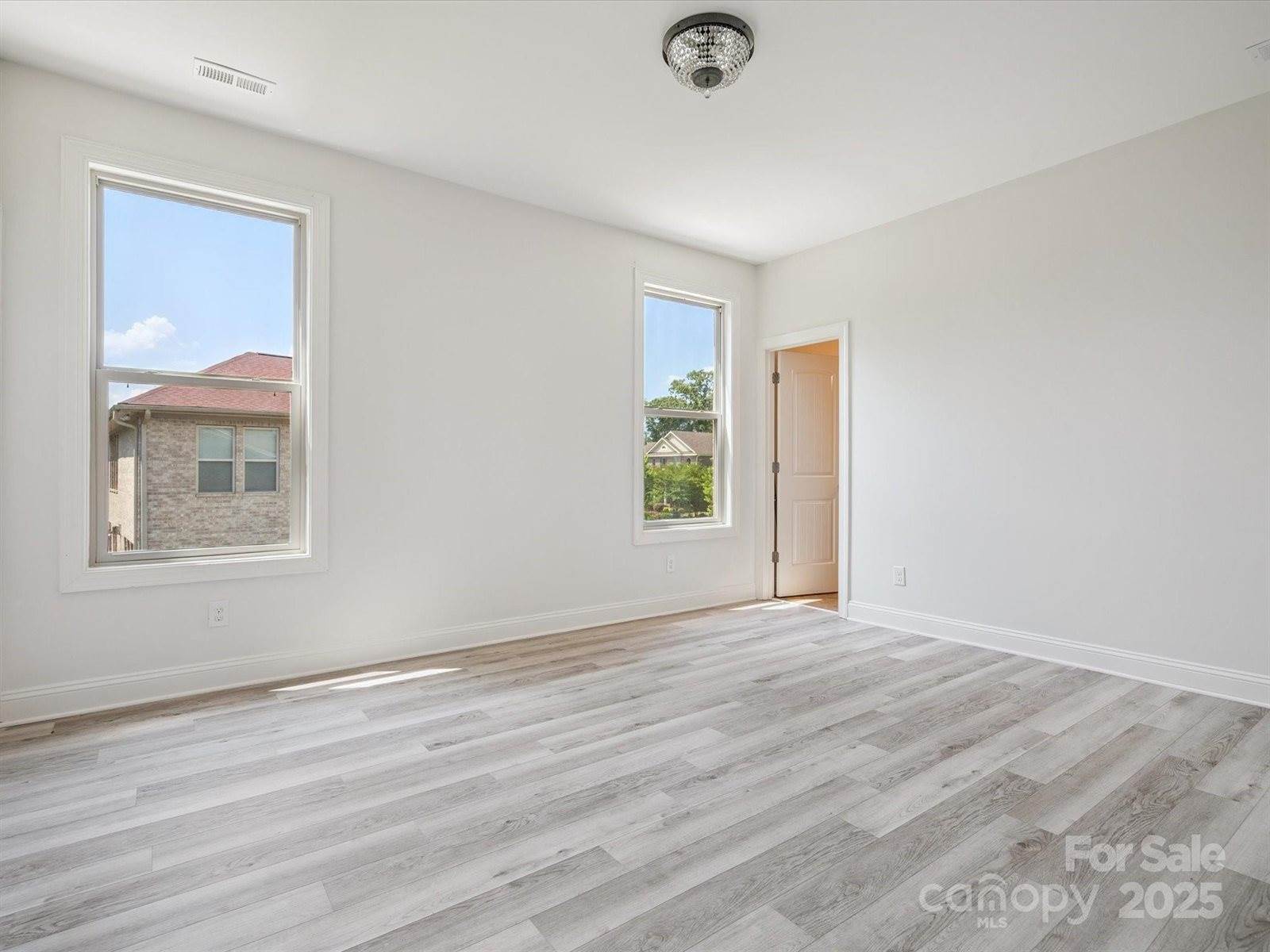 2751 Collaroy Road, Waxhaw, NC 28173