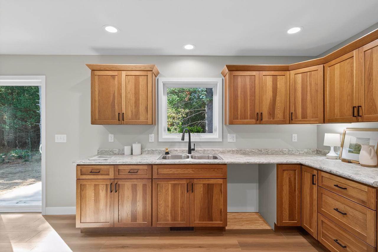 8894 Voit Lane, Nekoosa, WI 54457