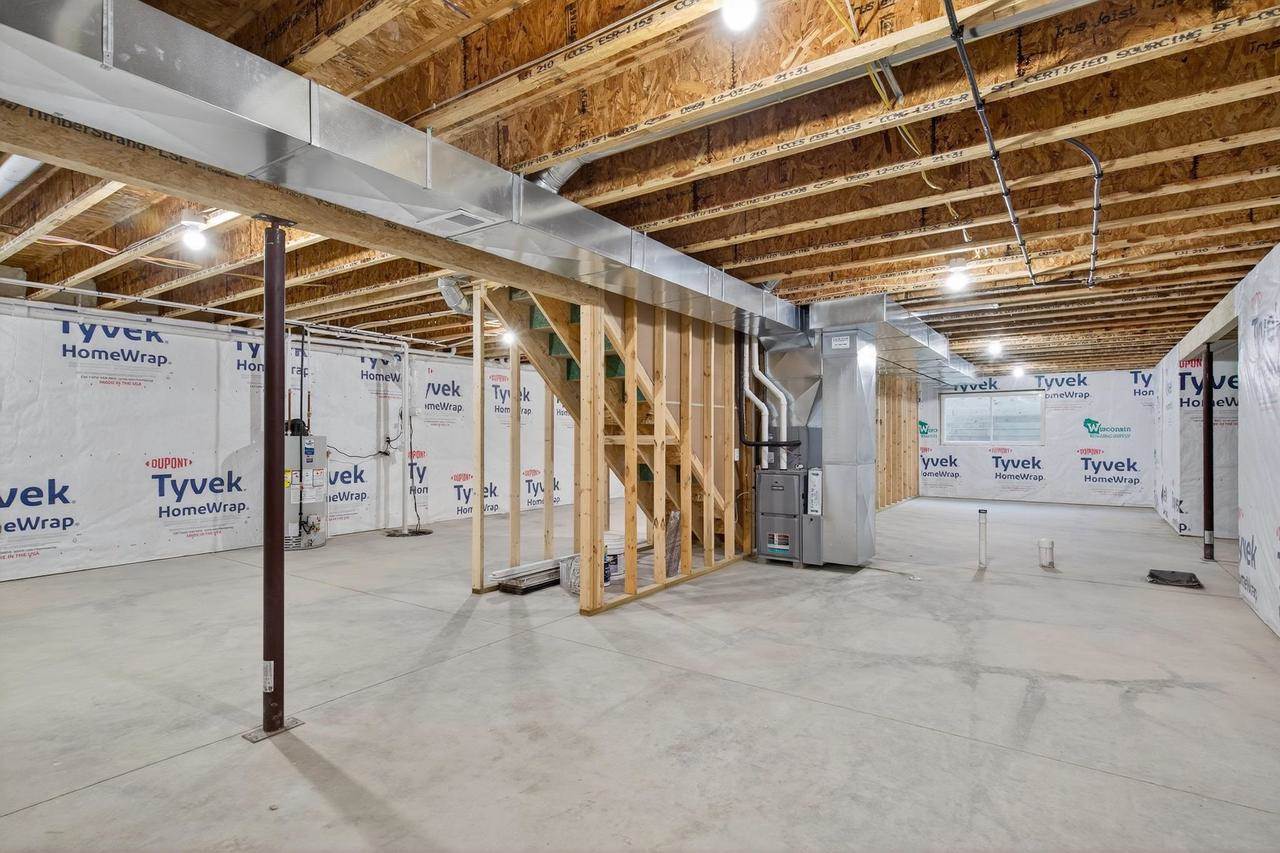 8894 Voit Lane, Nekoosa, WI 54457