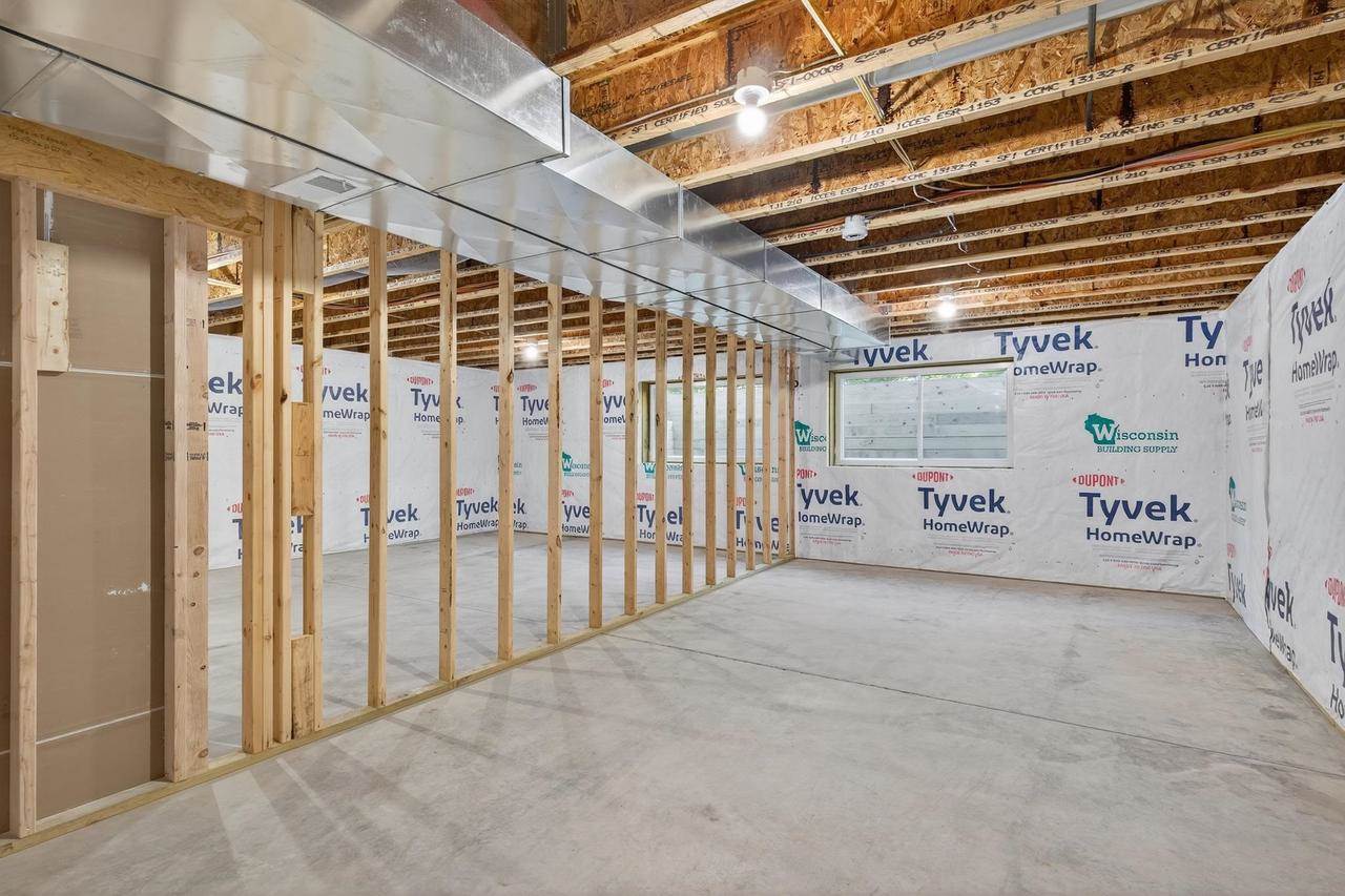 8894 Voit Lane, Nekoosa, WI 54457