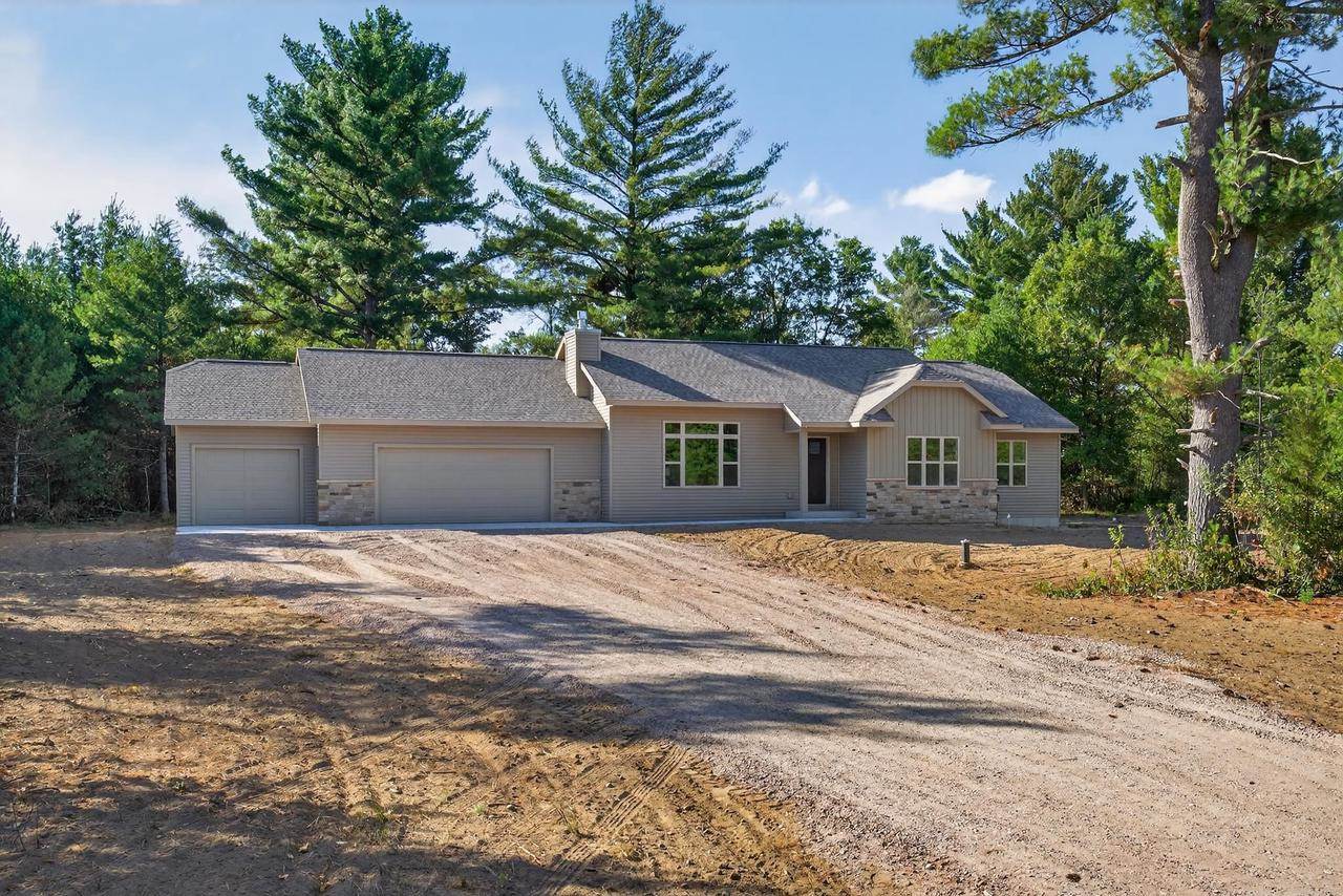 8894 Voit Lane, Nekoosa, WI 54457