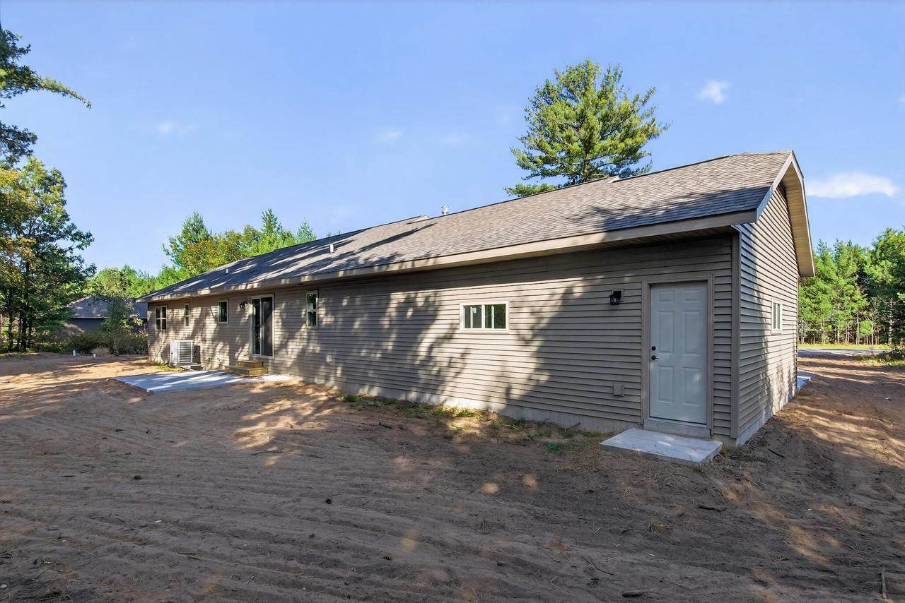 8894 Voit Lane, Nekoosa, WI 54457