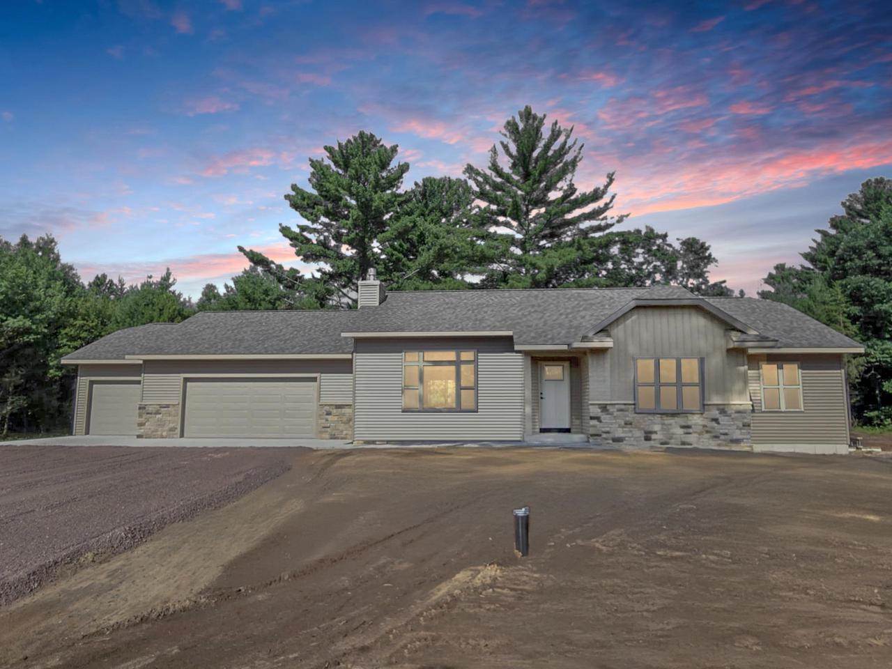8894 Voit Lane, Nekoosa, WI 54457