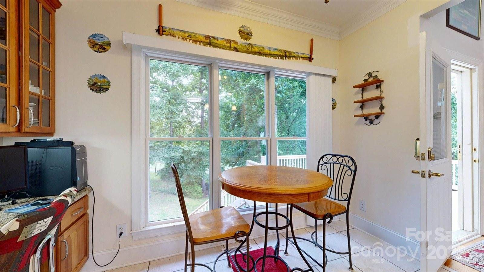 172 Hunters Hill Drive, Statesville, NC 28677