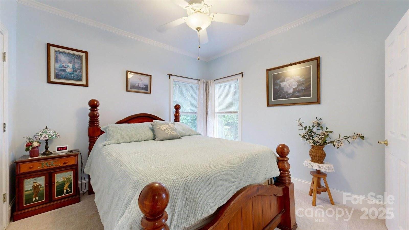 172 Hunters Hill Drive, Statesville, NC 28677