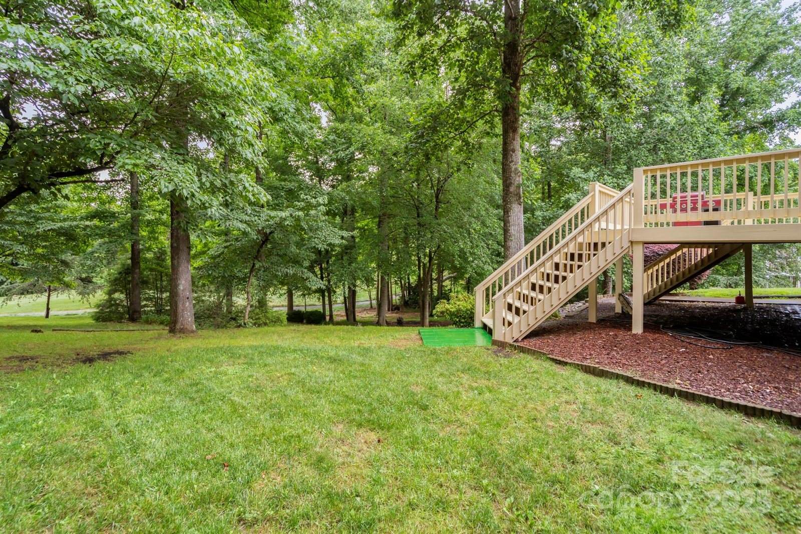 172 Hunters Hill Drive, Statesville, NC 28677