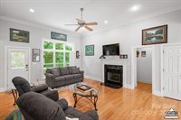 172 Hunters Hill Drive, Statesville, NC 28677