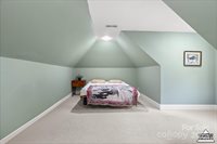 172 Hunters Hill Drive, Statesville, NC 28677