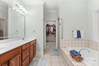 172 Hunters Hill Drive, Statesville, NC 28677