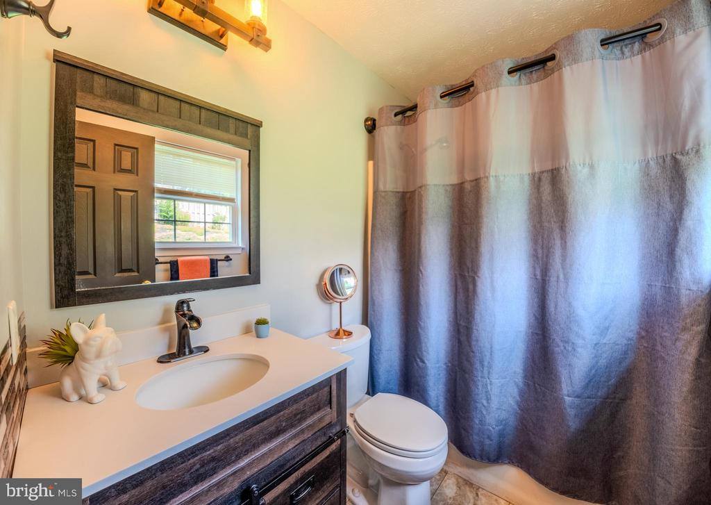 133 Woodrow Road, Winchester, VA 22602