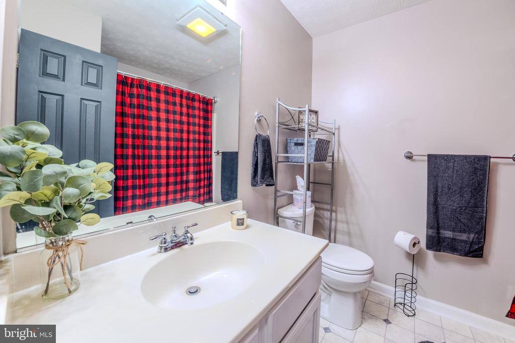 133 Woodrow Road, Winchester, VA 22602