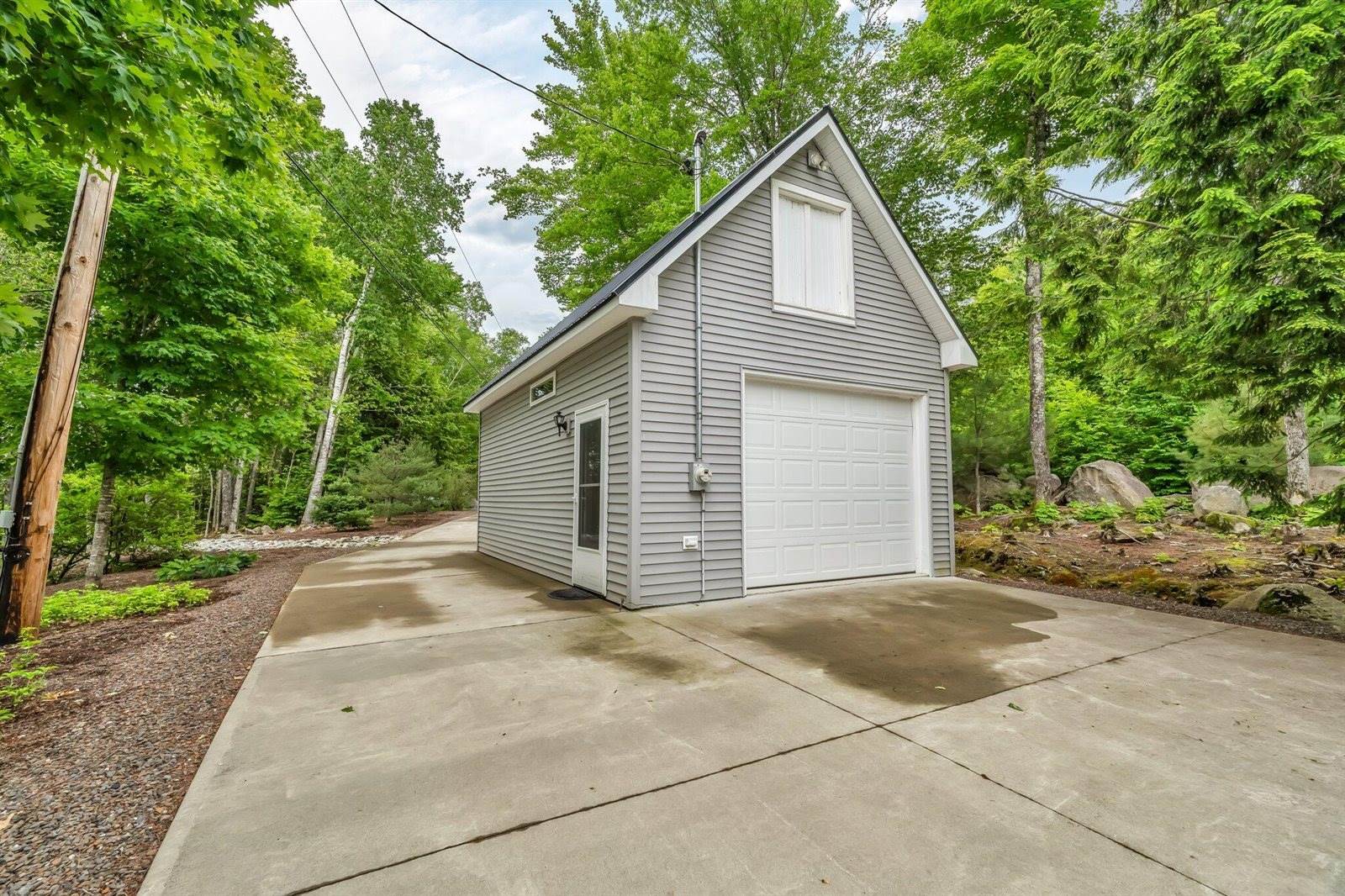 1309 Great Moose Drive, Hartland, ME 04943