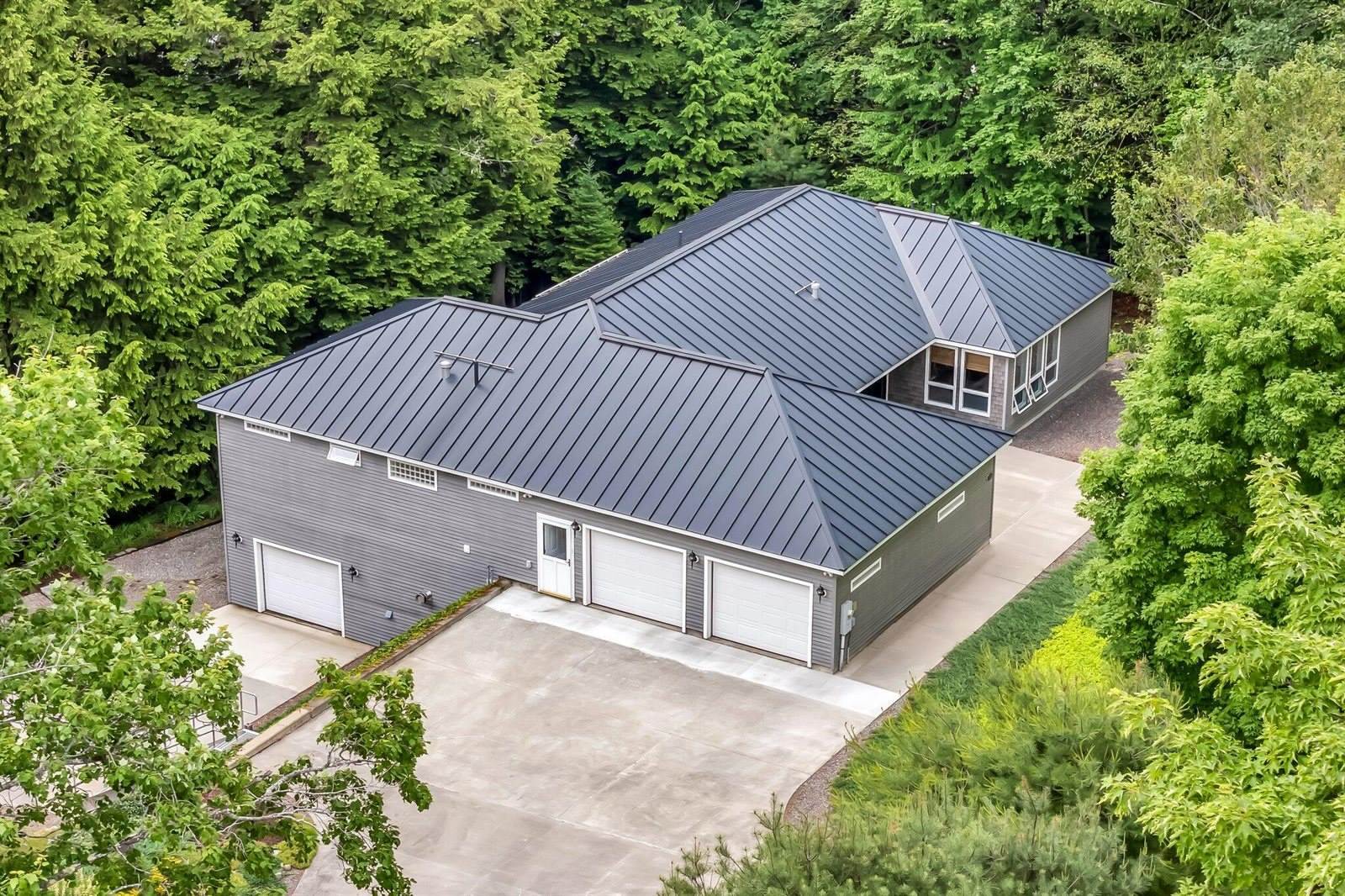 1309 Great Moose Drive, Hartland, ME 04943