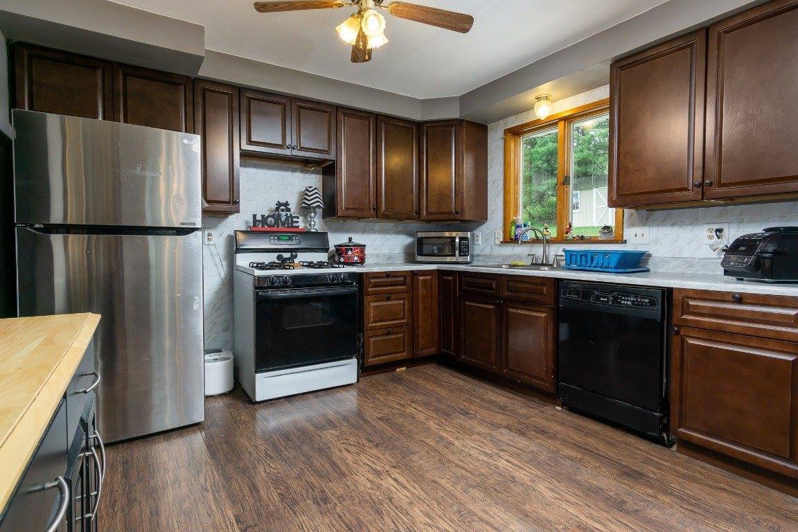 16 Penna Road, Johnson City, NY 13790