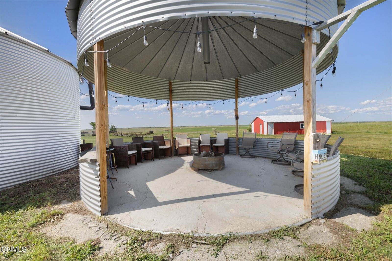 3264 147th Avenue NW, Alexander, ND 58831