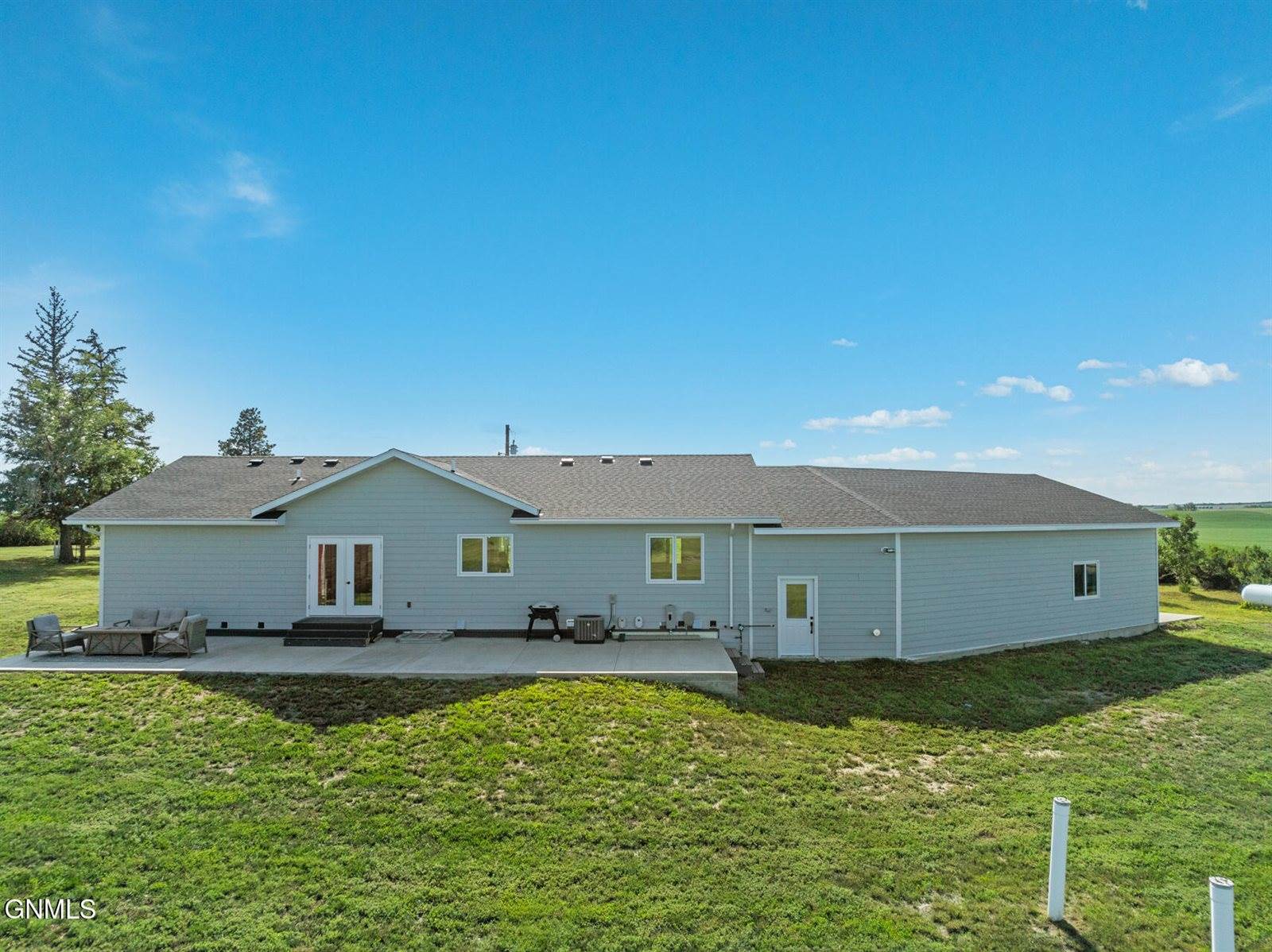 3264 147th Avenue NW, Alexander, ND 58831