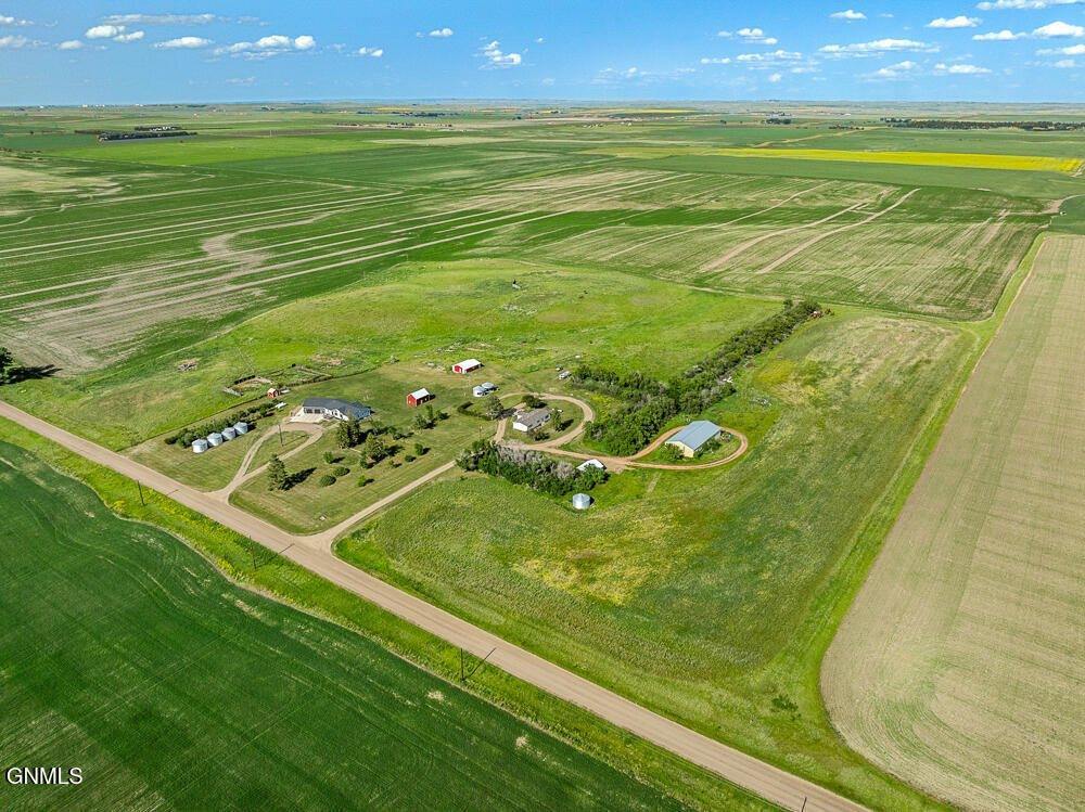 3264 147th Avenue NW, Alexander, ND 58831