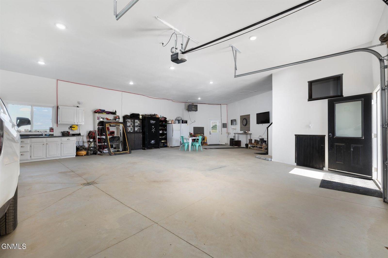 3264 147th Avenue NW, Alexander, ND 58831