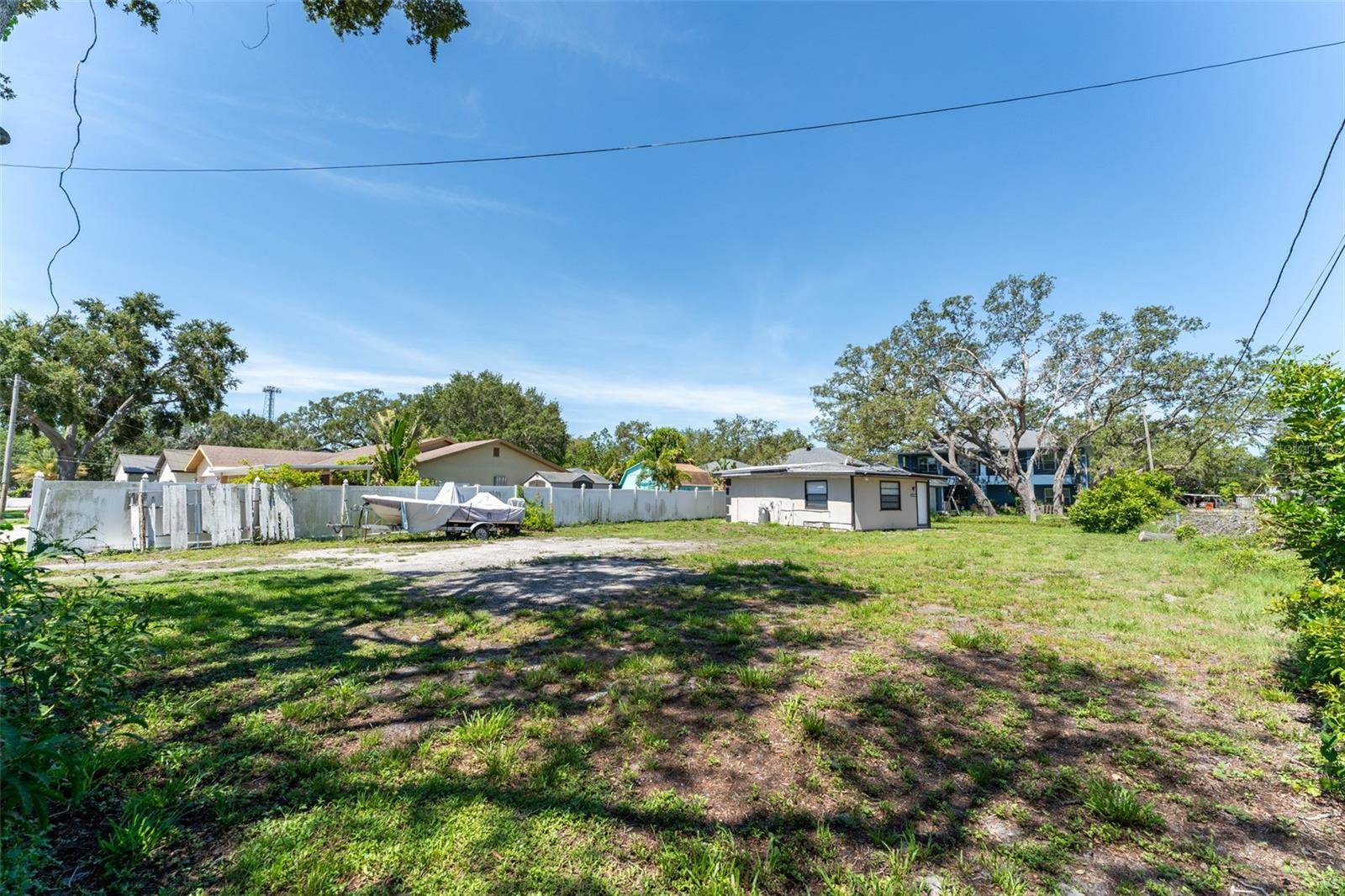 12037 1/2 Murray Avenue, Seminole, FL 33778