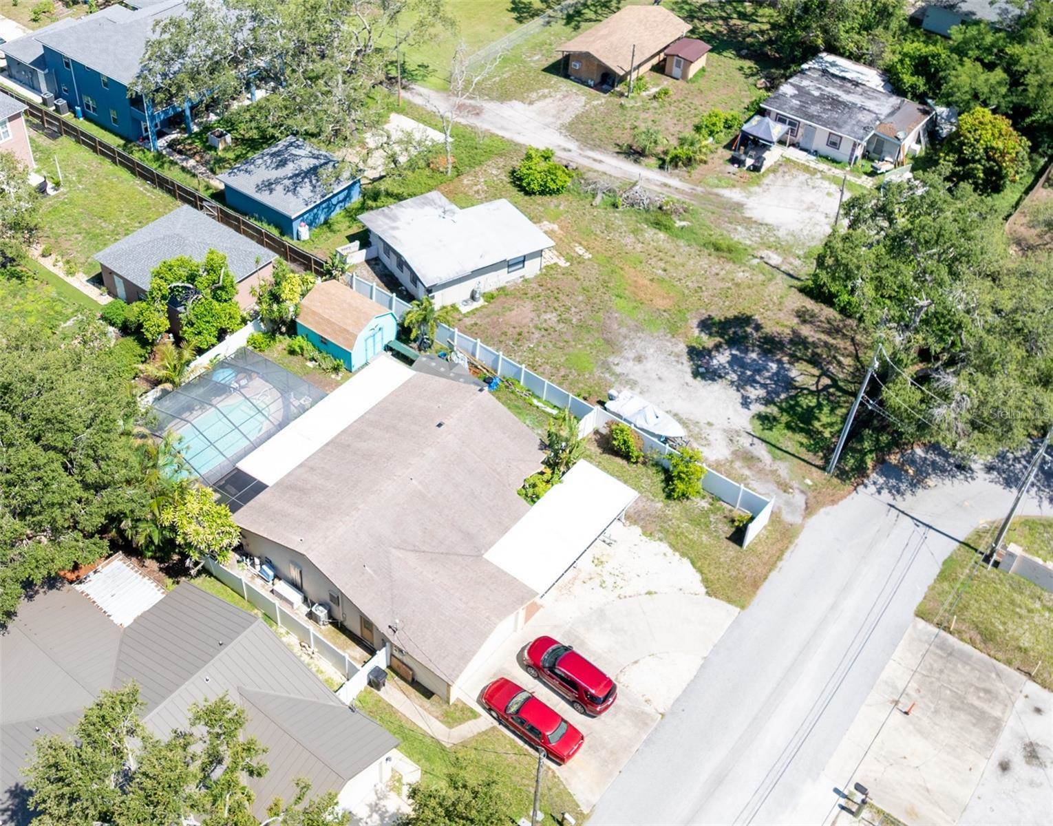 12037 1/2 Murray Avenue, Seminole, FL 33778