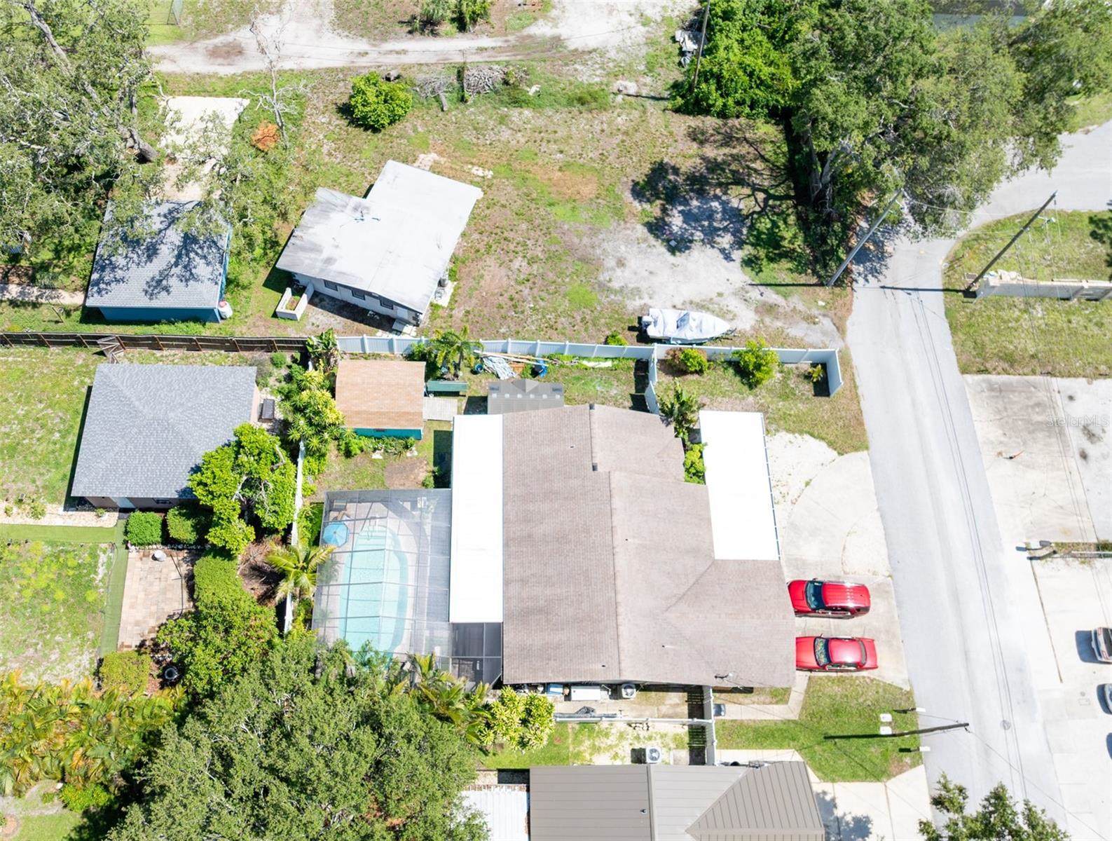 12037 1/2 Murray Avenue, Seminole, FL 33778