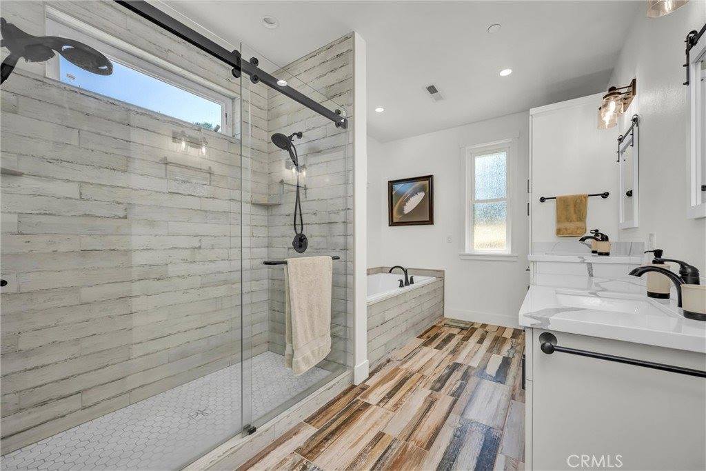 18522 Rock Ridge Court, Hidden Valley Lake, CA 95467