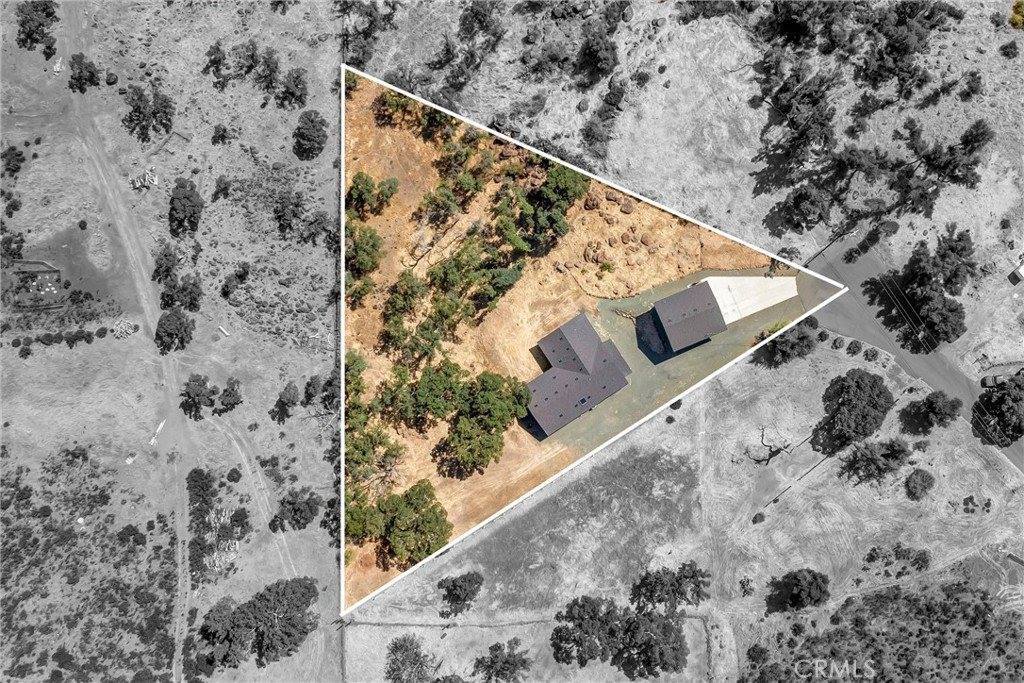 18522 Rock Ridge Court, Hidden Valley Lake, CA 95467