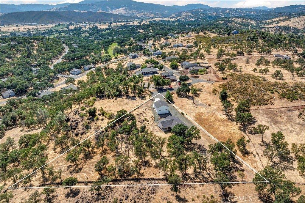 18522 Rock Ridge Court, Hidden Valley Lake, CA 95467