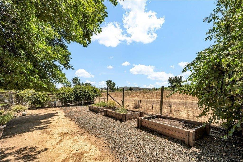 19881 Mountain South, Hidden Valley Lake, CA 95467