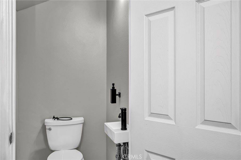 19881 Mountain South, Hidden Valley Lake, CA 95467