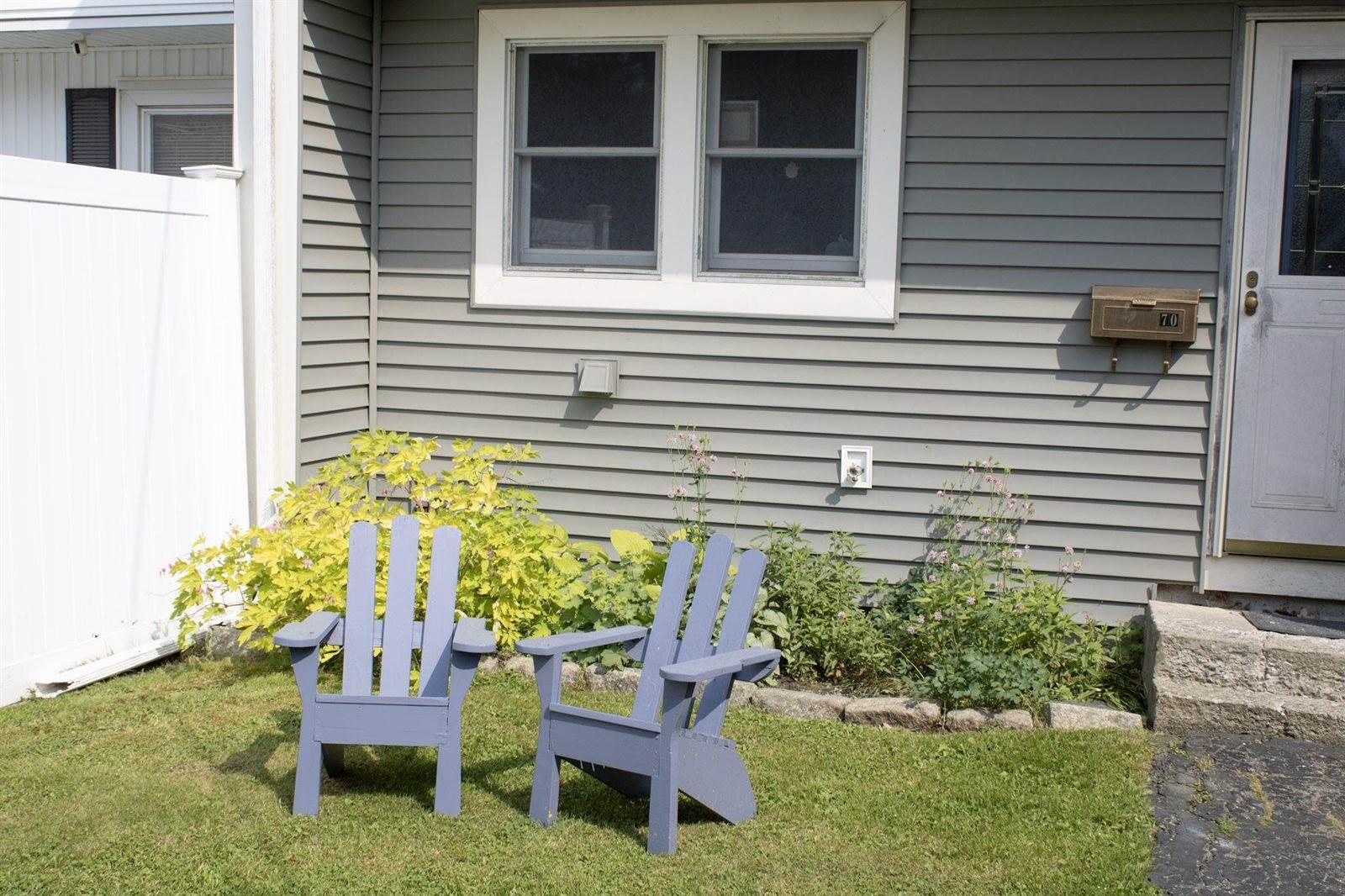 70 Mount Desert Drive, Bangor, ME 04401