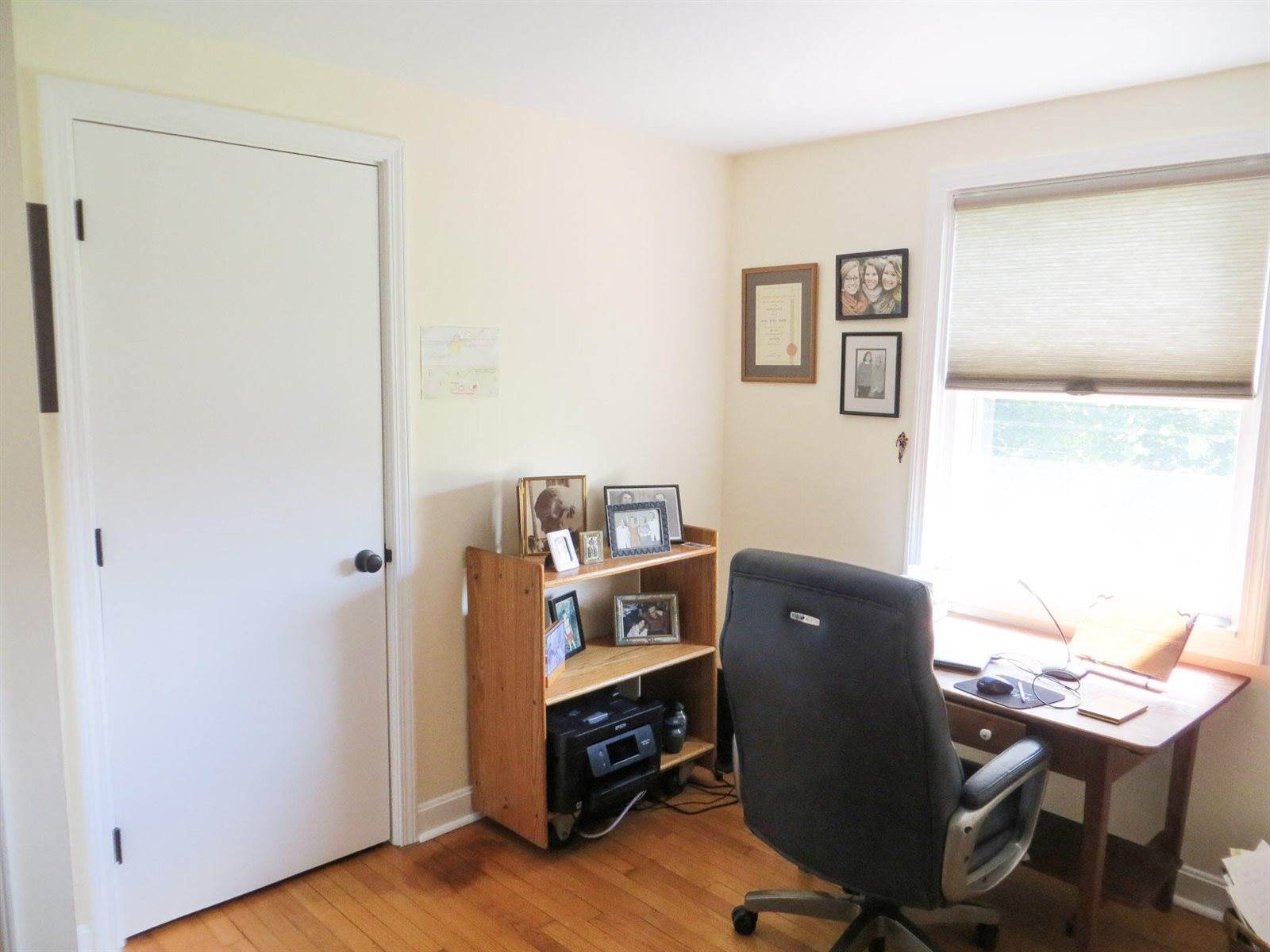 70 Mount Desert Drive, Bangor, ME 04401