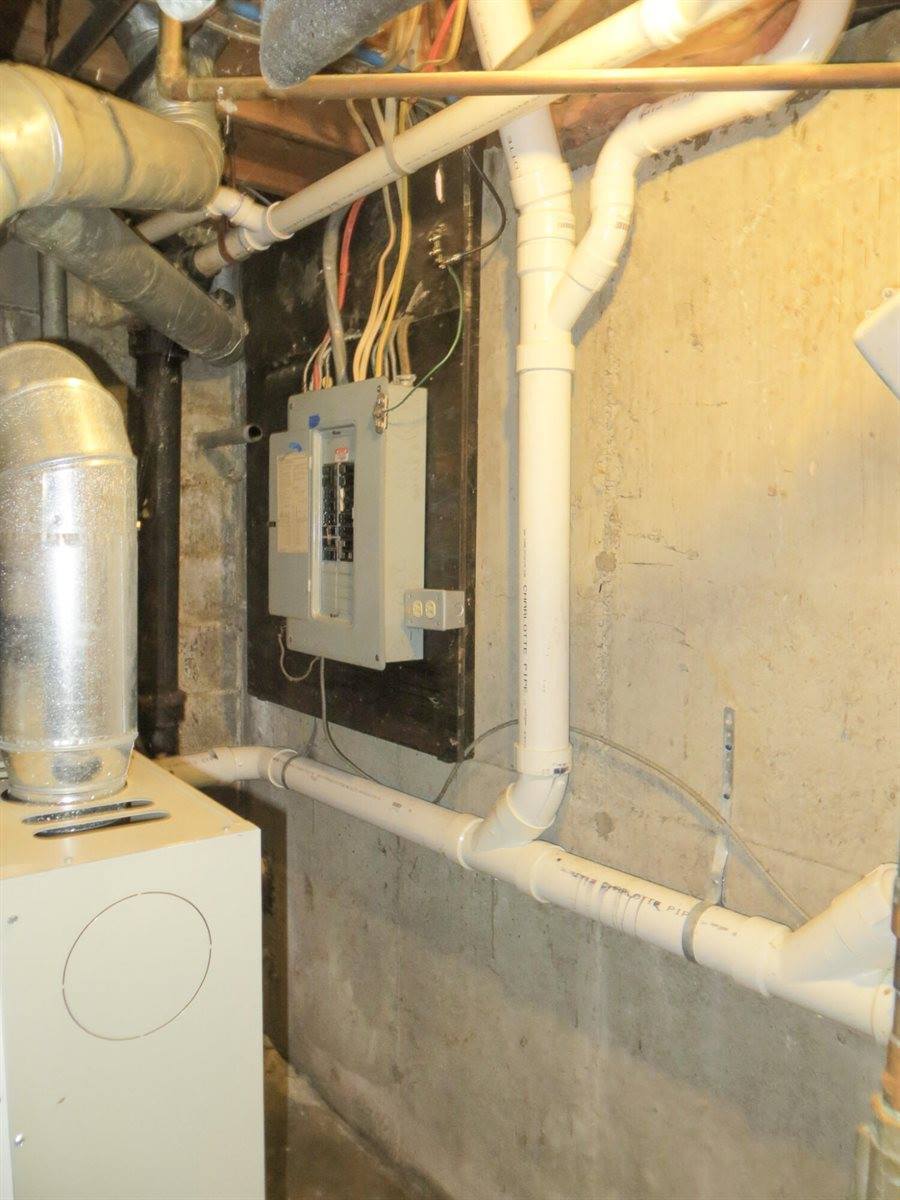 70 Mount Desert Drive, Bangor, ME 04401