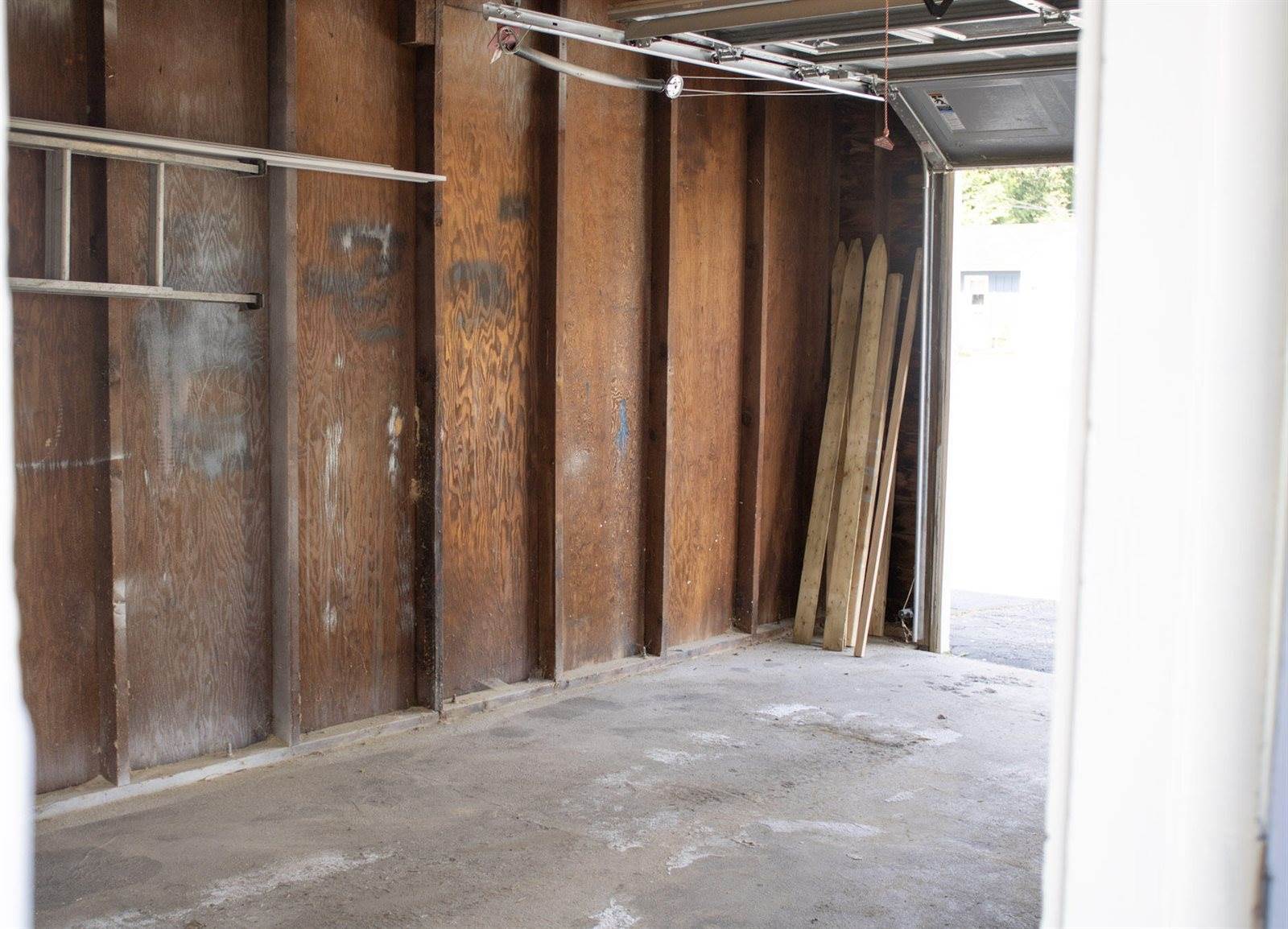 70 Mount Desert Drive, Bangor, ME 04401