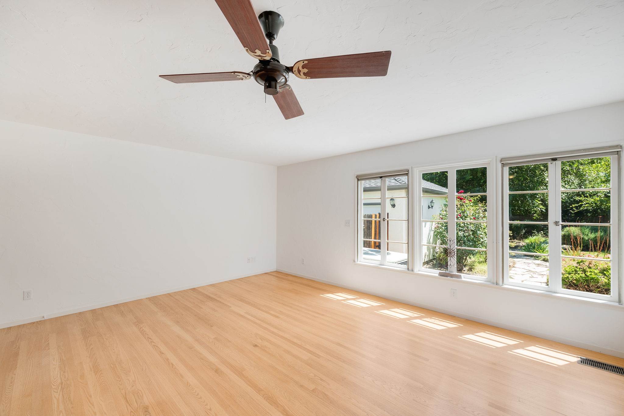 640 Oak Ave, Davis, CA 95616